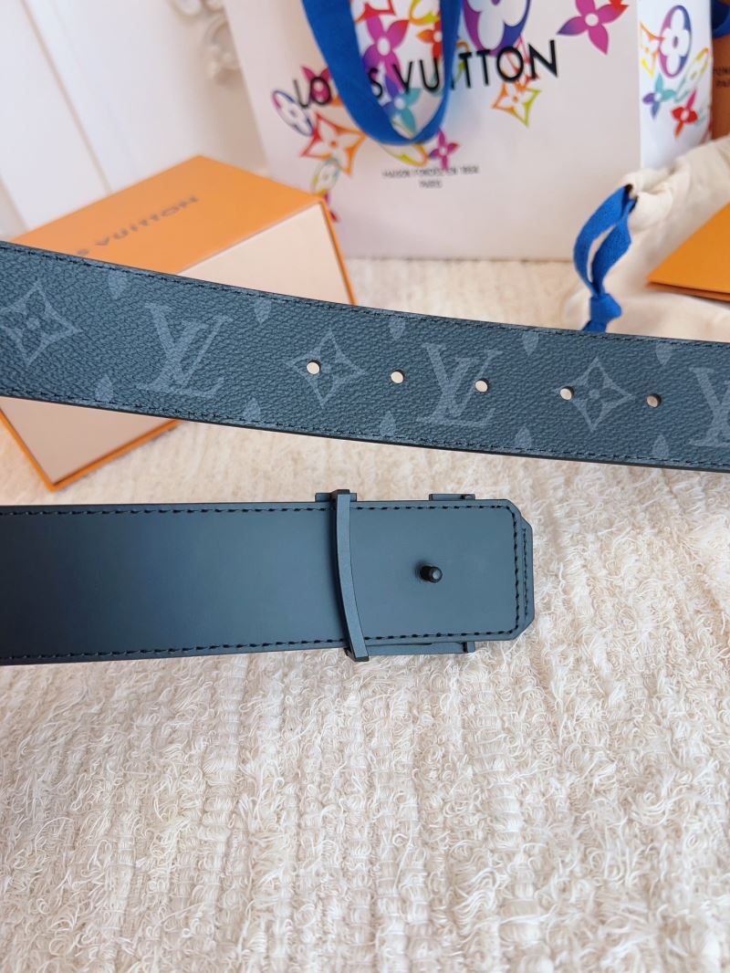 l0vis Vvtt0n belts